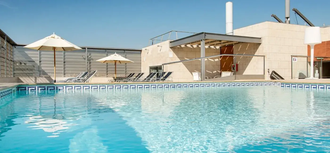 Swimming Pool view of Hotel Ilunion Barcelona